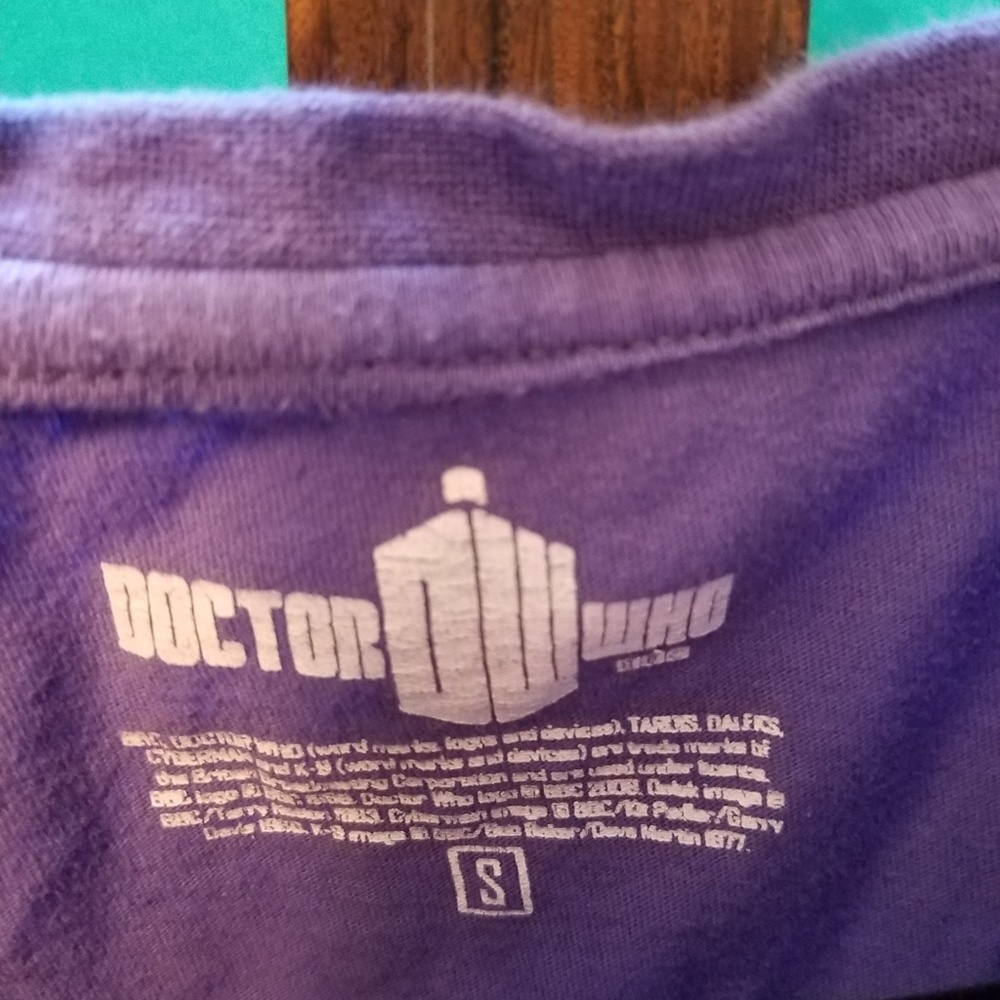 Dr Who Tardis Shirt - Picture 3 of 4